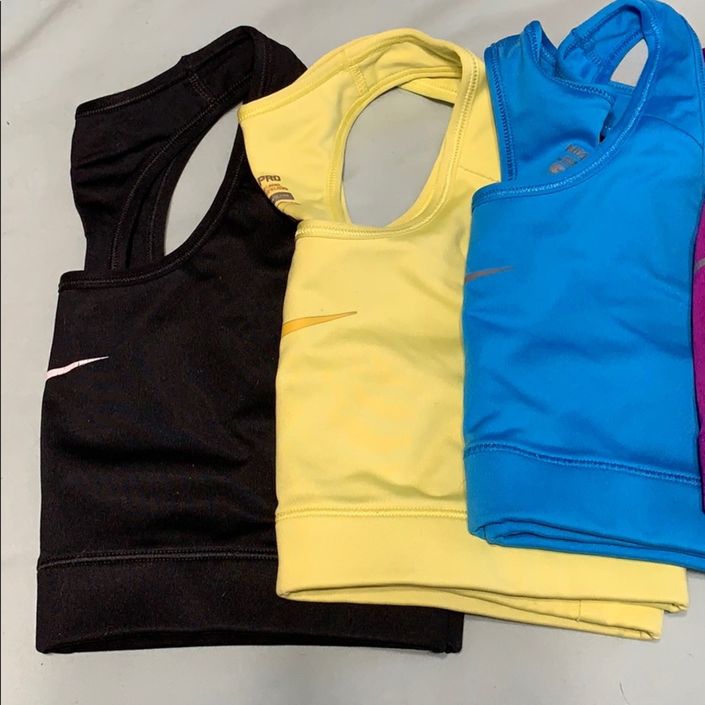 Nike sports bra medium